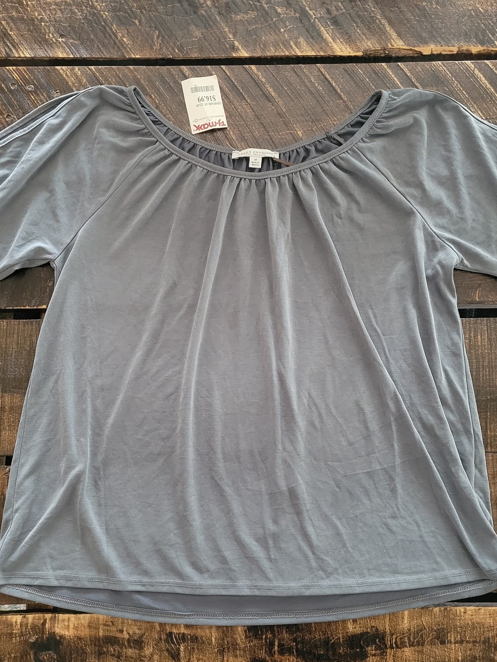 NEW with Tags T.J.Maxx Slate Gray Womans Scoop Neck Short Sleeve Top Size Medium